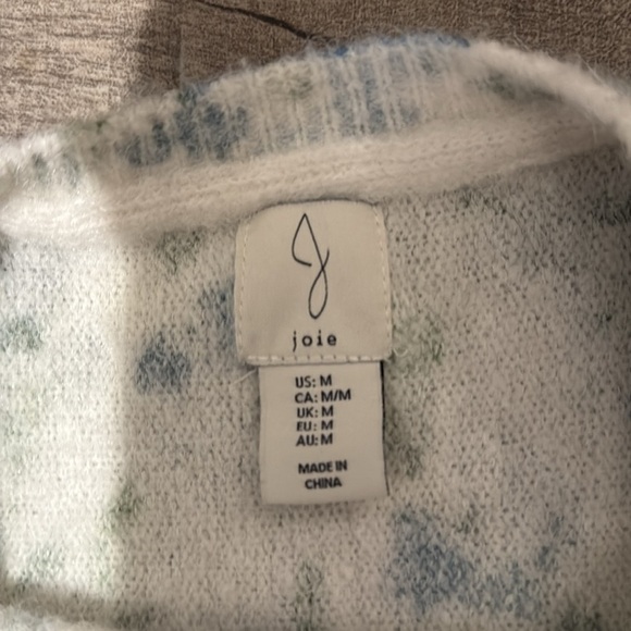 Joie - Floral Pull Over Sweater - Green/Blue/White - Size M - Good Condition!! - Picture 7 of 8